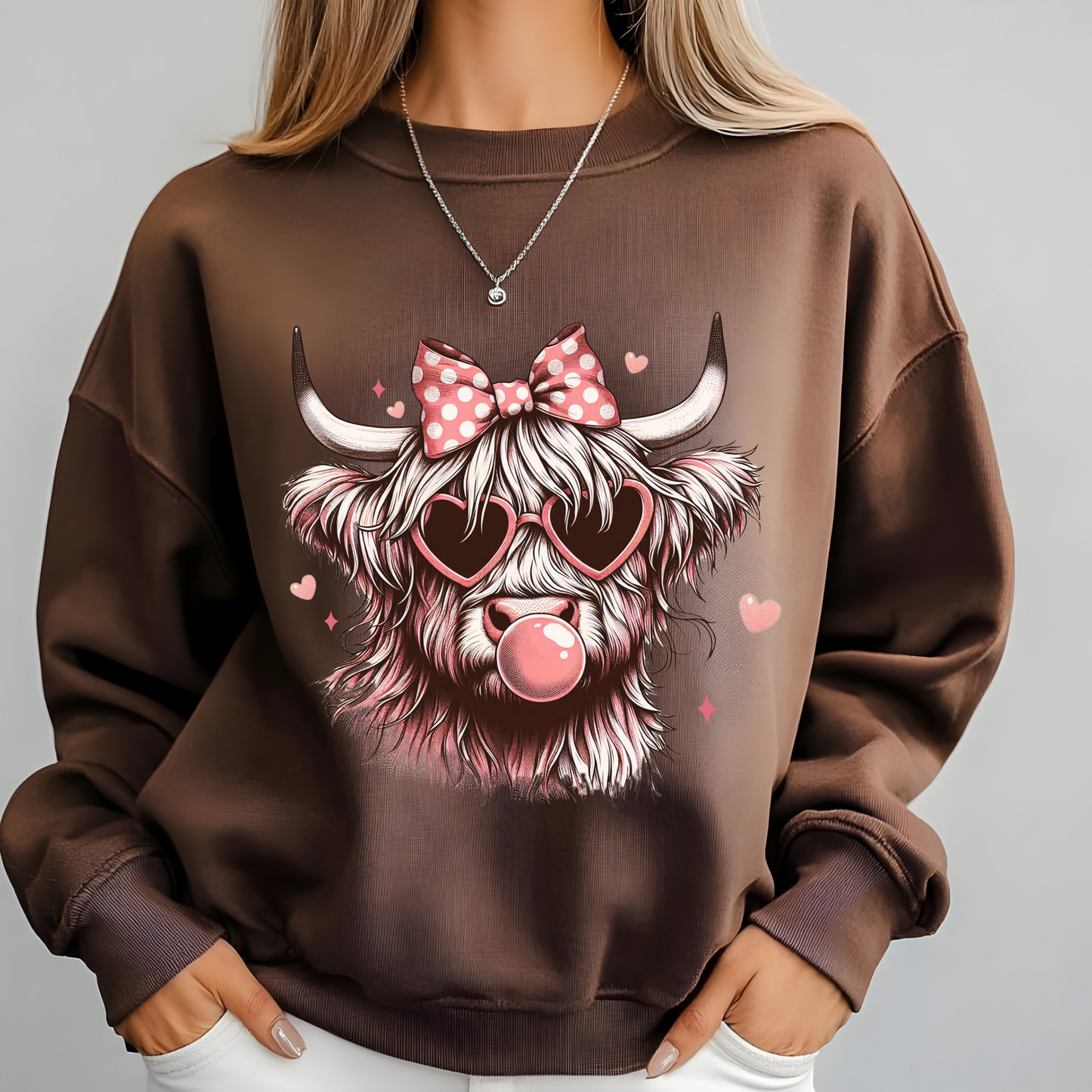 Classic Crew Neck Retro Highland Cow Sweatshirt – Comfortable and Stylish for Everyday Wear