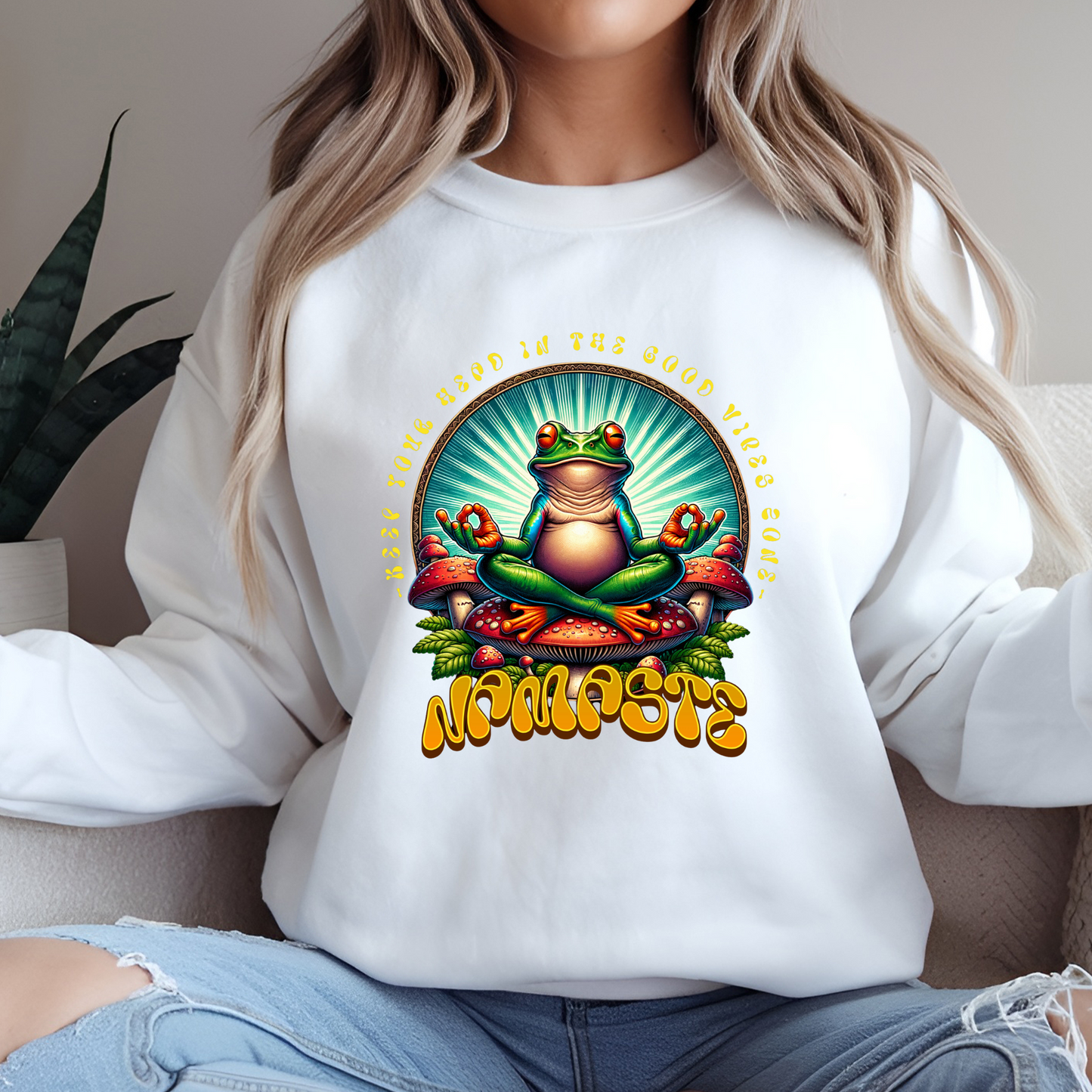 Retro-Inspired Zen Frog Sweatshirt – Relaxing Vibe with Cozy Comfort